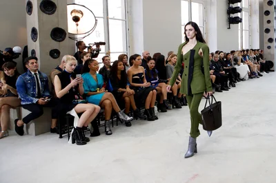 Look 3